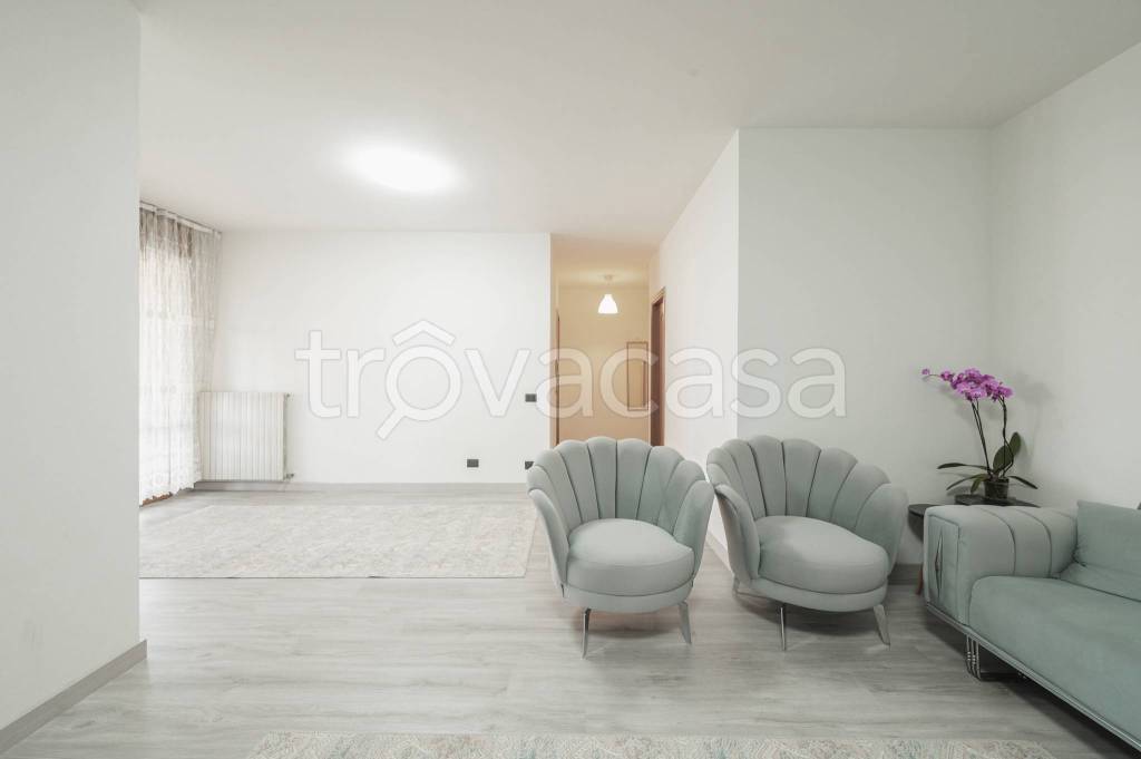 appartamento in vendita a Casalgrande in zona Salvaterra