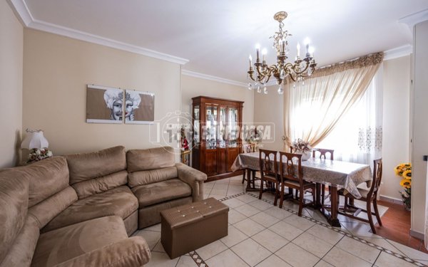 appartamento in vendita a Casalgrande in zona Salvaterra