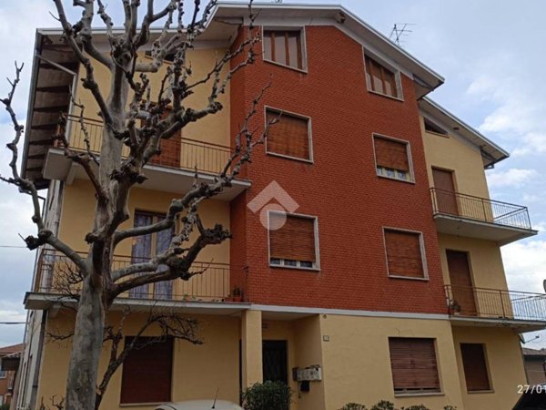 appartamento in vendita a Casalgrande in zona Sant'Antonino