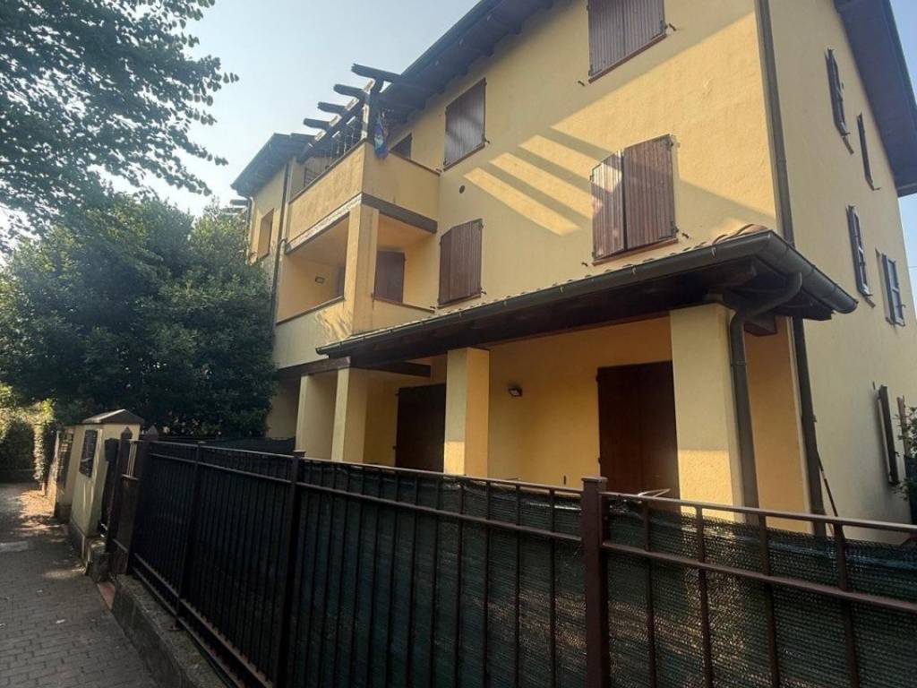 appartamento in vendita a Casalgrande in zona Salvaterra