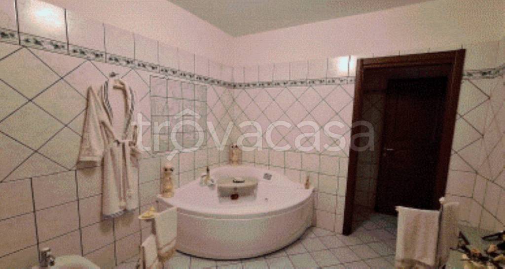 casa indipendente in vendita a Casalgrande in zona Salvaterra