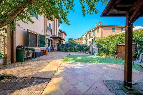 appartamento in vendita a Casalgrande in zona Dinazzano