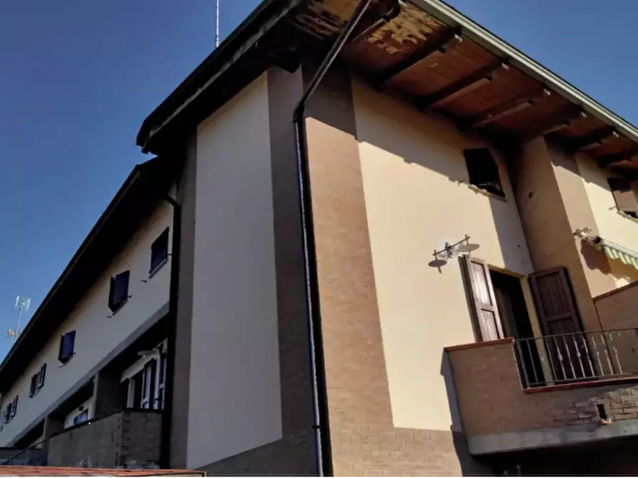 casa indipendente in vendita a Casalgrande in zona Salvaterra