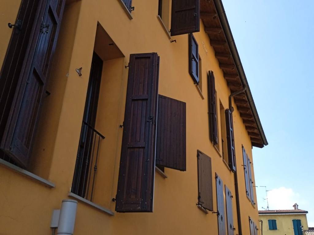 appartamento in vendita a Casalgrande in zona Veggia