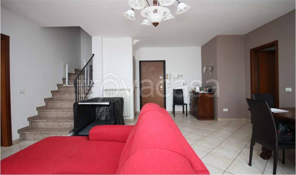 appartamento in vendita a Casalgrande in zona Salvaterra