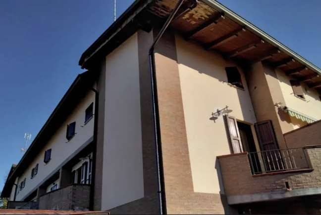 casa indipendente in vendita a Casalgrande in zona Salvaterra