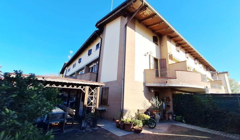 casa indipendente in vendita a Casalgrande