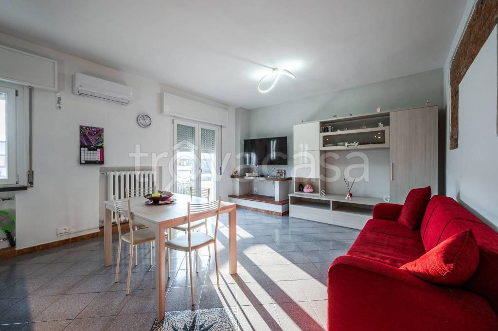 appartamento in vendita a Casalgrande in zona Sant'Antonino