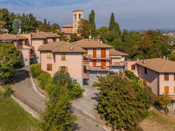 appartamento in vendita a Casalgrande in zona Dinazzano