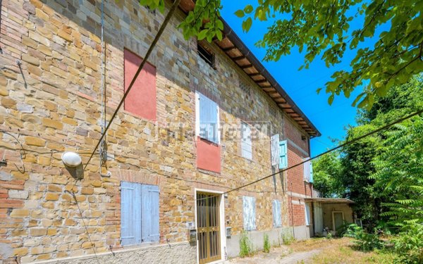 appartamento in vendita a Casalgrande in zona Villalunga