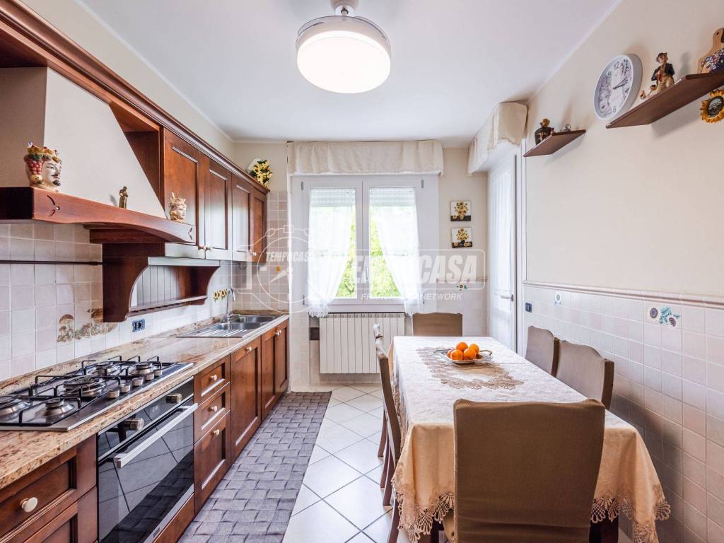 appartamento in vendita a Casalgrande in zona Salvaterra