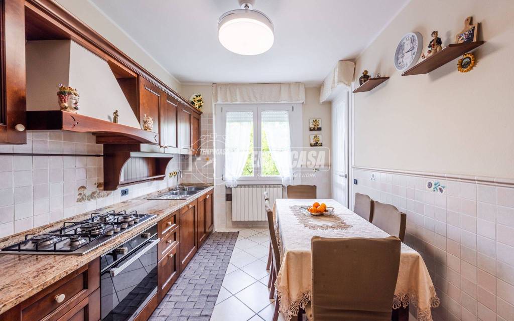 appartamento in vendita a Casalgrande in zona Salvaterra