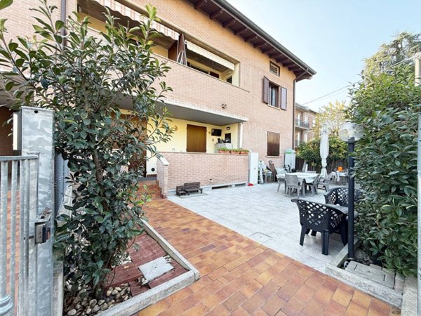 appartamento in vendita a Casalgrande in zona Villalunga