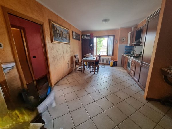appartamento in vendita a Casalgrande in zona Salvaterra