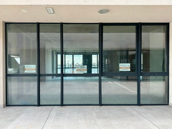 ufficio in vendita a Casalgrande