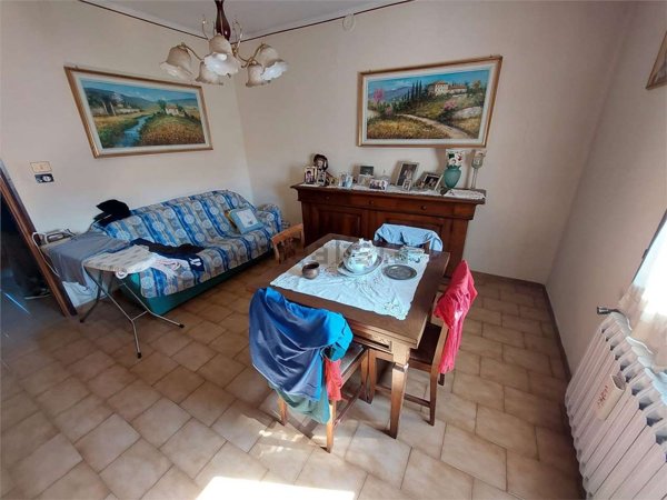 appartamento in vendita a Casalgrande in zona Villalunga