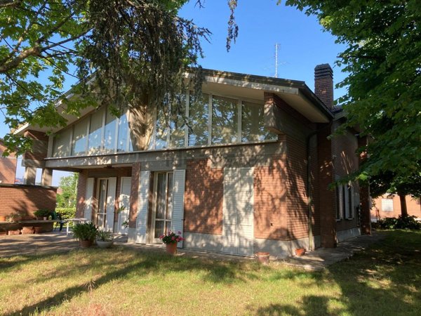 casa indipendente in vendita a Casalgrande