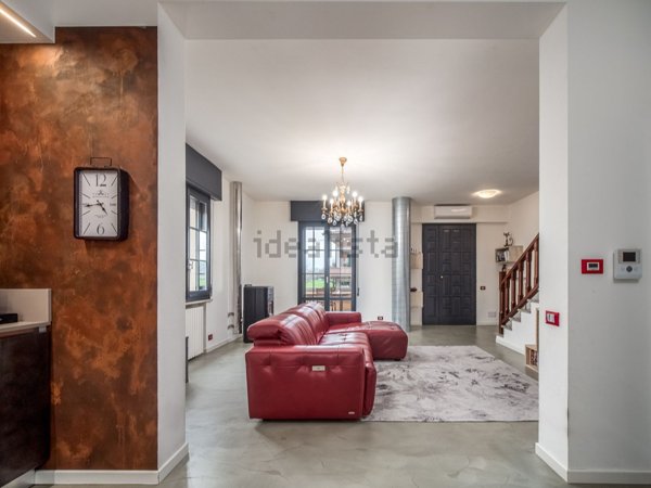 casa indipendente in vendita a Casalgrande in zona Salvaterra