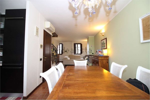 appartamento in vendita a Casalgrande in zona Dinazzano