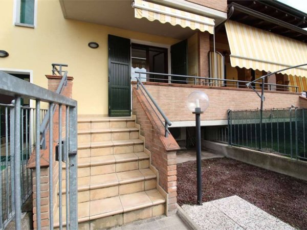 appartamento in vendita a Casalgrande in zona Salvaterra