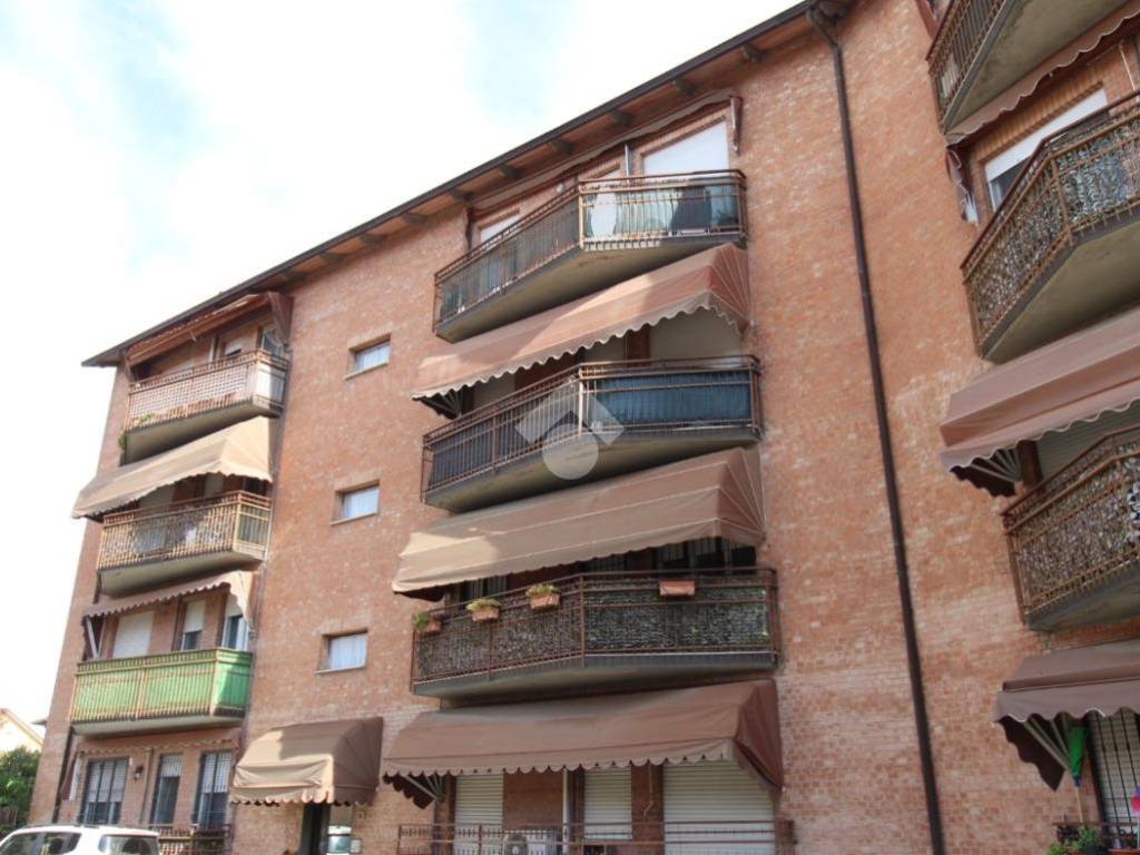 appartamento in vendita a Casalgrande in zona Villalunga