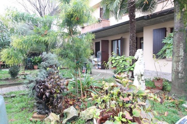 casa indipendente in vendita a Casalgrande