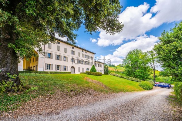 appartamento in vendita a Casalgrande in zona Dinazzano