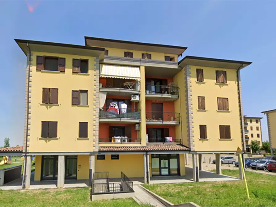 negozio in vendita a Casalgrande