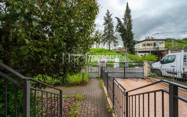 appartamento in vendita a Casalgrande in zona Veggia