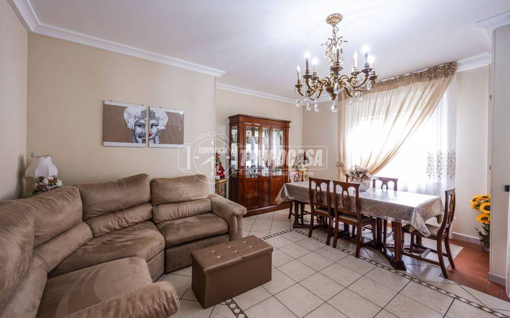 appartamento in vendita a Casalgrande in zona Salvaterra