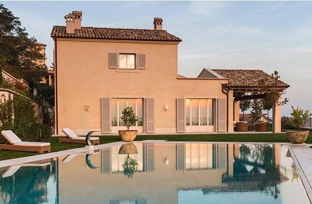 casa indipendente in vendita a Casalgrande in zona Villalunga