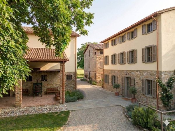 casa indipendente in vendita a Casalgrande in zona Villalunga