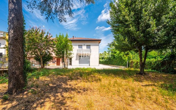 casa indipendente in vendita a Casalgrande