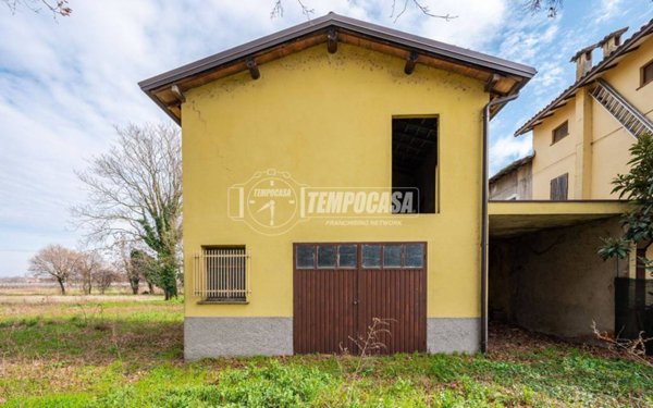 appartamento in vendita a Casalgrande in zona Villalunga