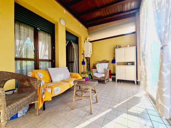 appartamento in vendita a Casalgrande in zona Salvaterra