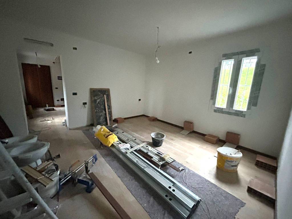 appartamento in vendita a Casalgrande in zona Villalunga