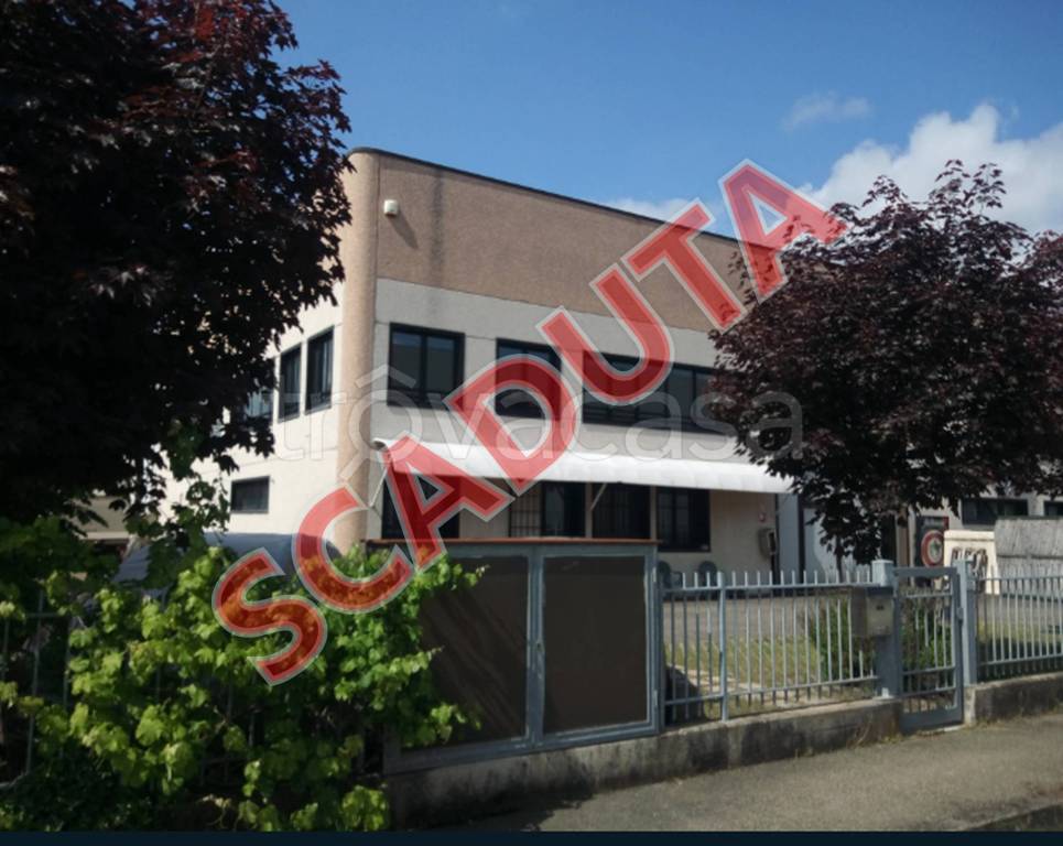 locale commerciale in vendita a Casalgrande