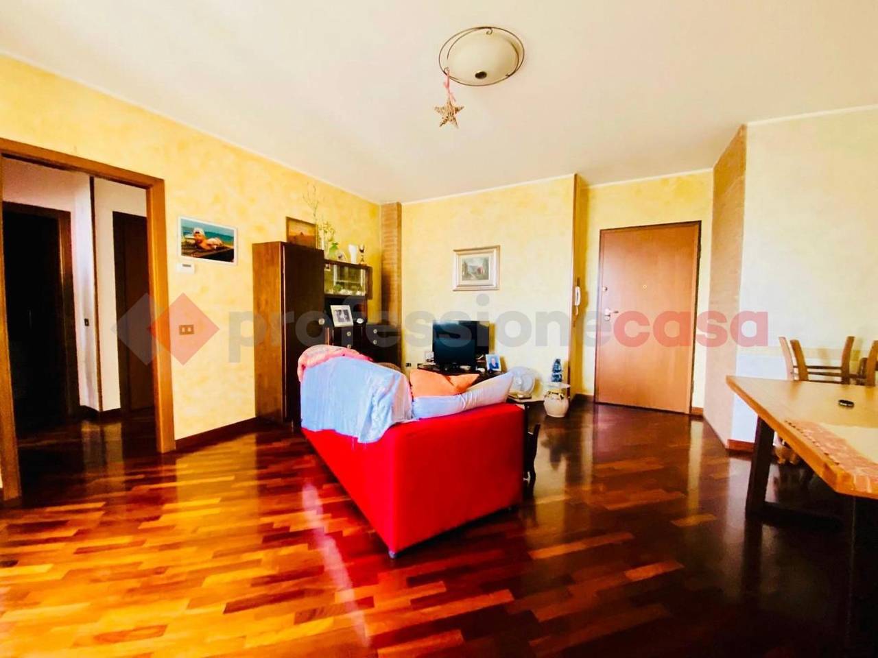 appartamento in vendita a Casalgrande in zona Salvaterra