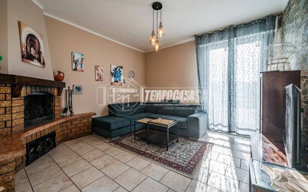 appartamento in vendita a Casalgrande in zona Villalunga