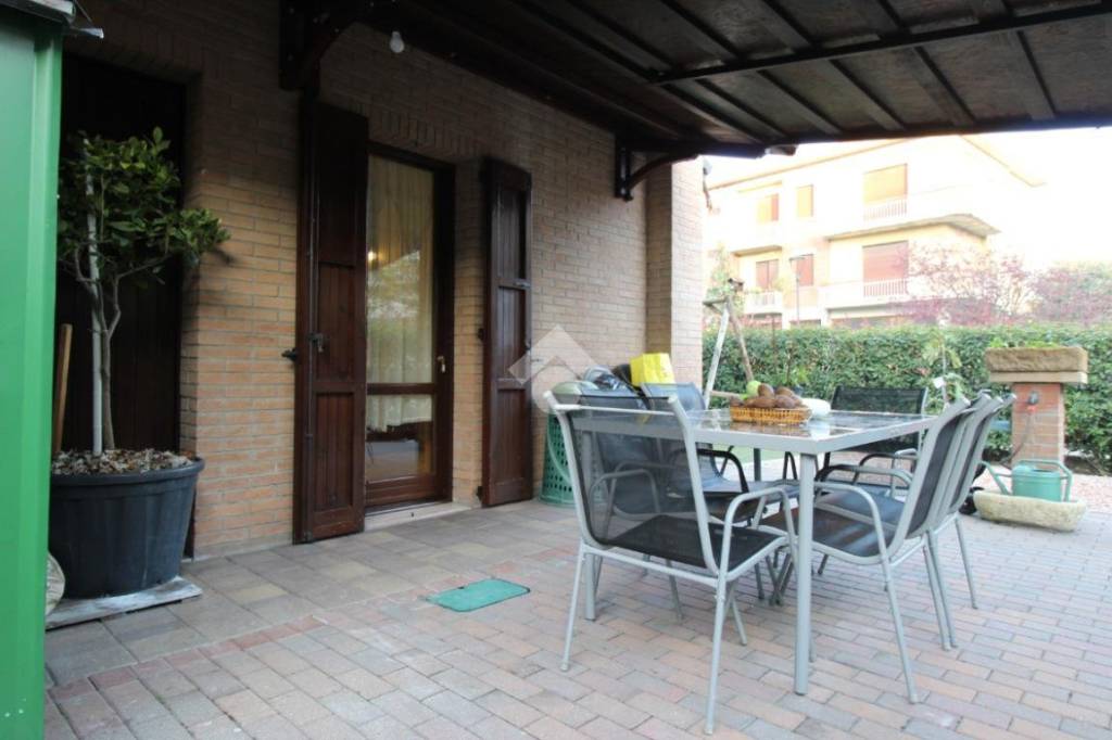 casa indipendente in vendita a Casalgrande