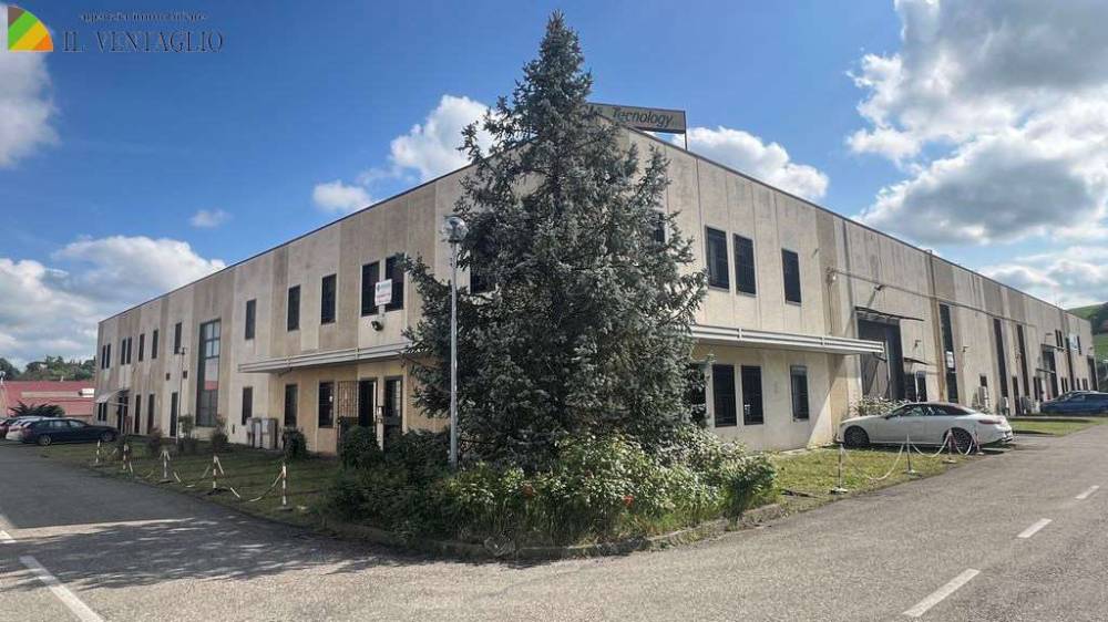 capannone in vendita a Casalgrande