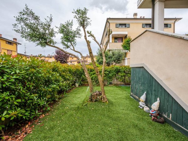 appartamento in vendita a Casalgrande in zona Salvaterra