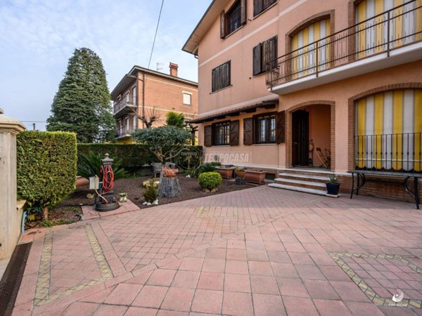appartamento in vendita a Casalgrande in zona Villalunga
