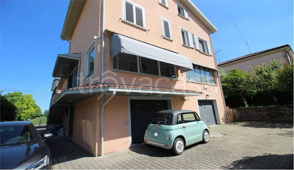 appartamento in vendita a Casalgrande in zona Dinazzano
