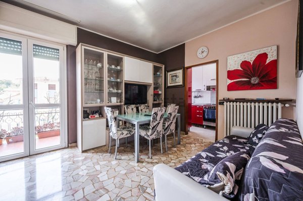 appartamento in vendita a Casalgrande in zona Sant'Antonino