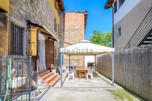 casa indipendente in vendita a Casalgrande in zona Villalunga