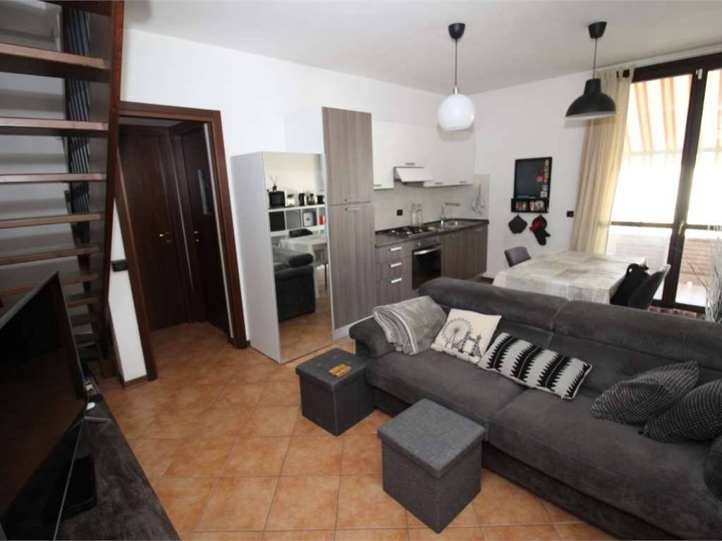 appartamento in vendita a Casalgrande in zona Villalunga