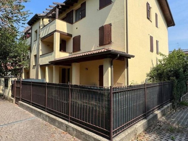 appartamento in vendita a Casalgrande in zona Salvaterra