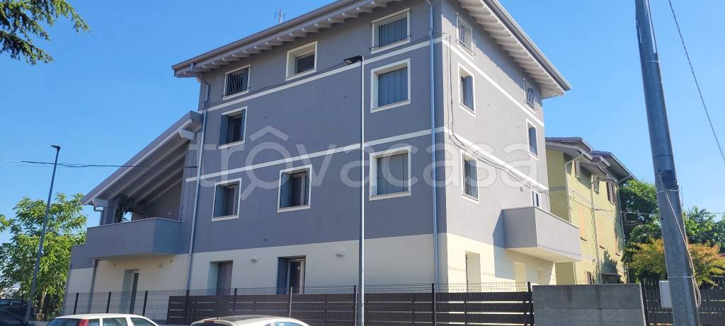 appartamento in vendita a Casalgrande in zona Dinazzano