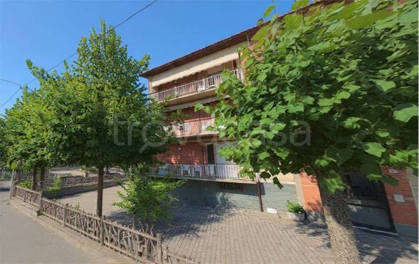 appartamento in vendita a Casalgrande in zona Sant'Antonino